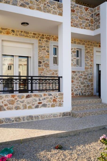 Апартаменты Katerinas Garden Kampos  Экстерьер фото
